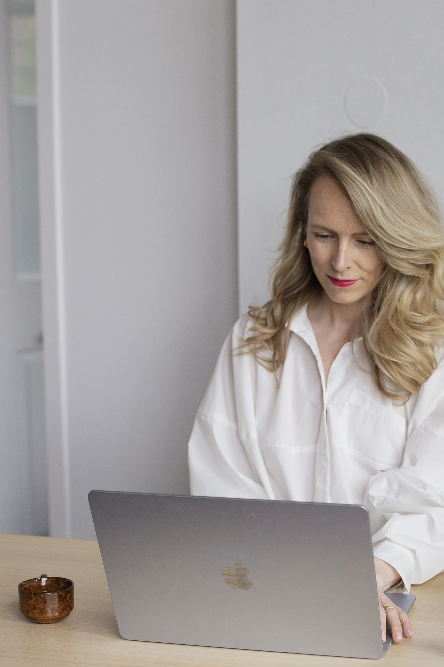 Consult praktijk Mind Your Gut laptop op tafel